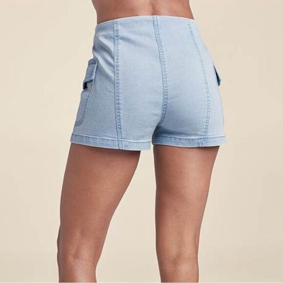 Venus Cargo Sailor Shorts Women's size 16 - Picture 3 of 12